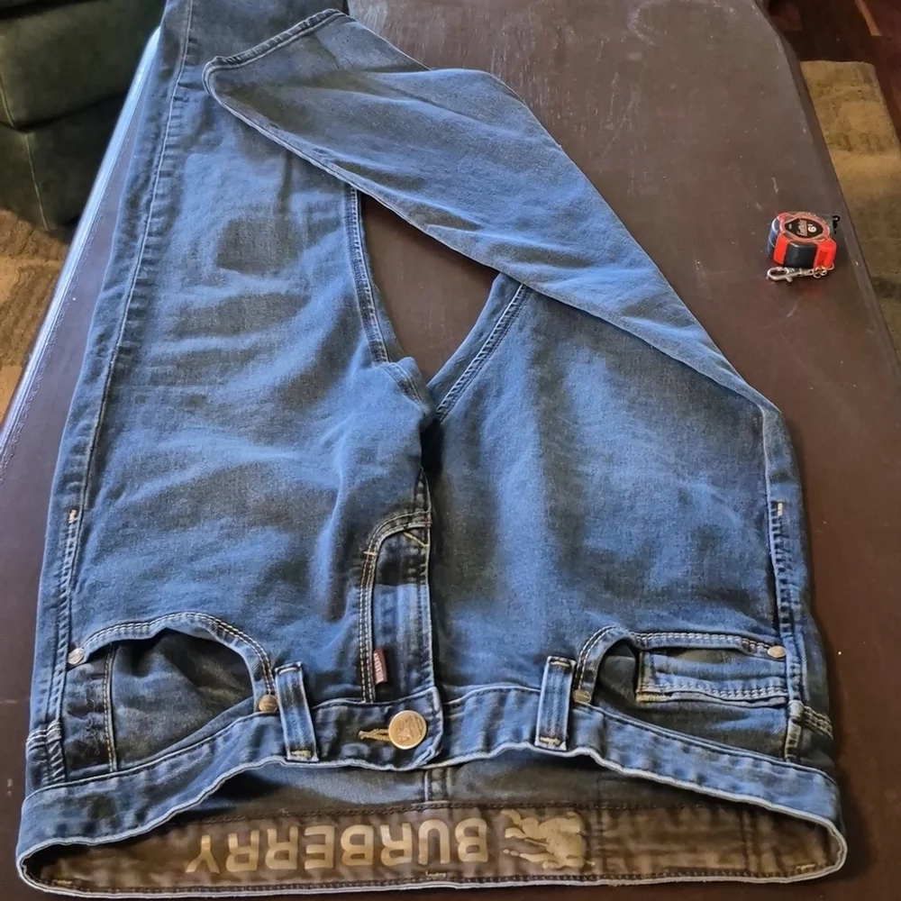 Burberry Jeans Equestrian Knight Design.Sz.W.31×L27.75" Rise 9". - Picture 3 of 17